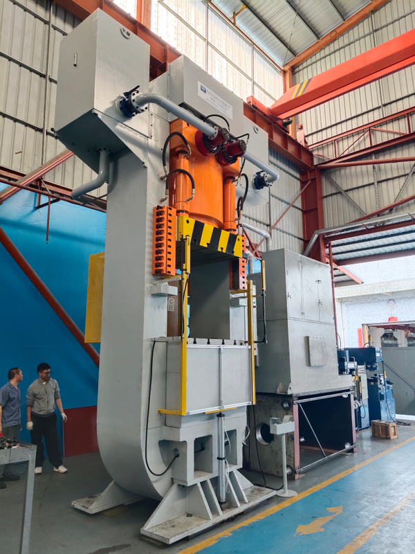 5000T超高壓鋼絲纏繞液壓機(jī)-IGBT銅基散熱器冷擠壓