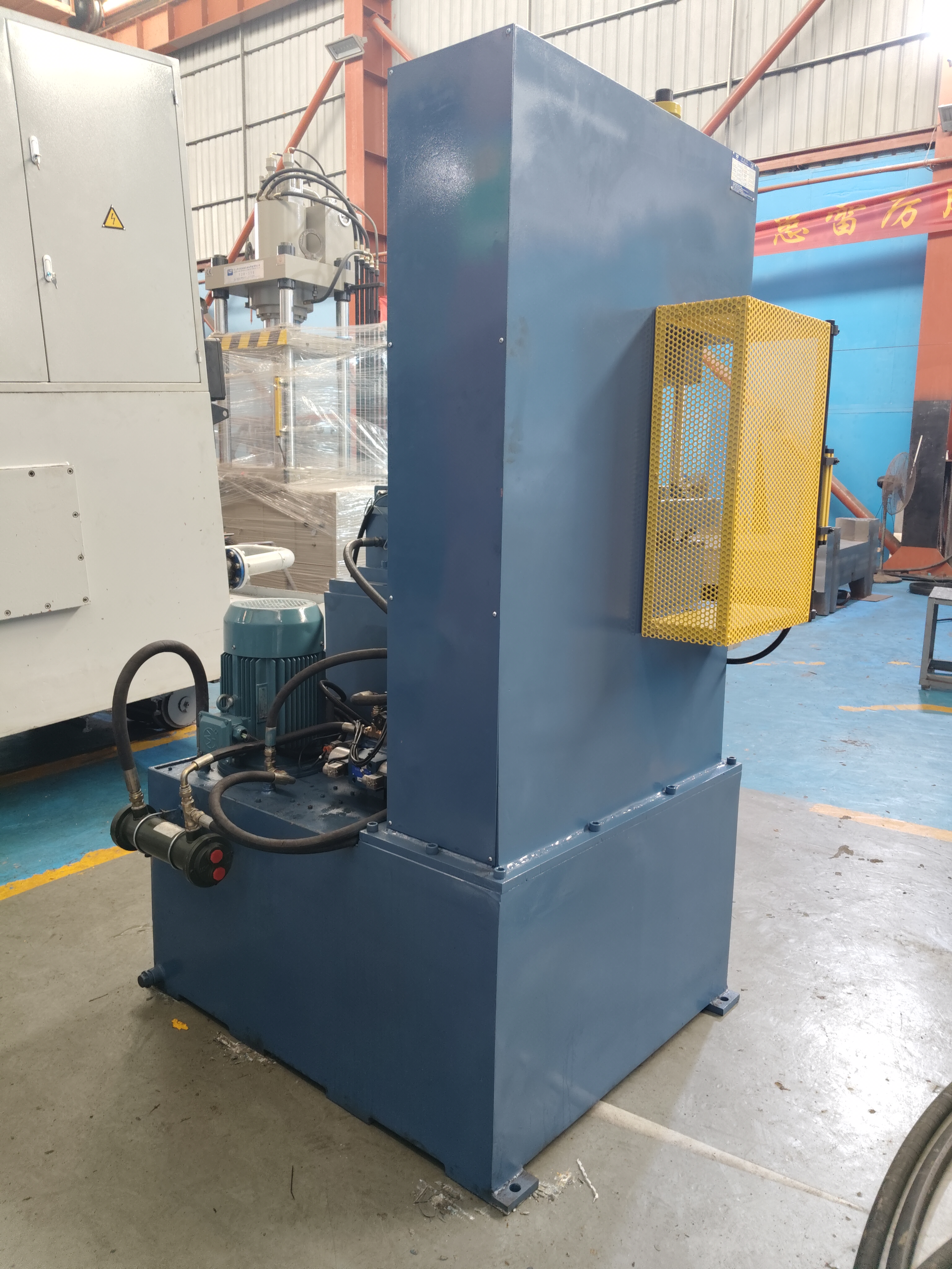 YSK-30C（IGBT銅基散熱器切柱機）