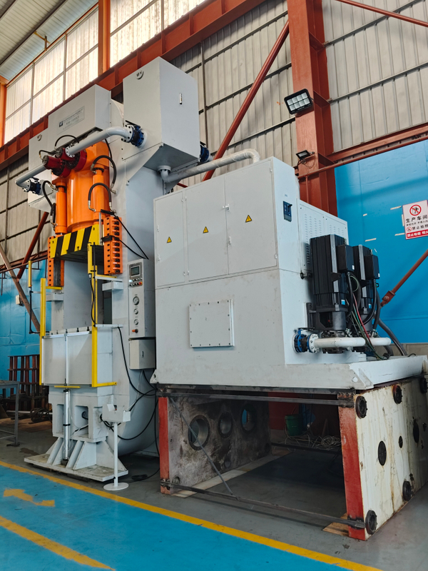 5000T超高壓鋼絲纏繞液壓機(jī)-IGBT銅基散熱器冷擠壓