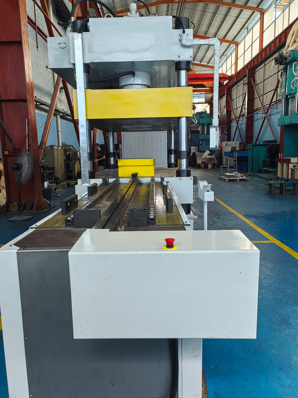 YSM-400CS伺服数控液压机