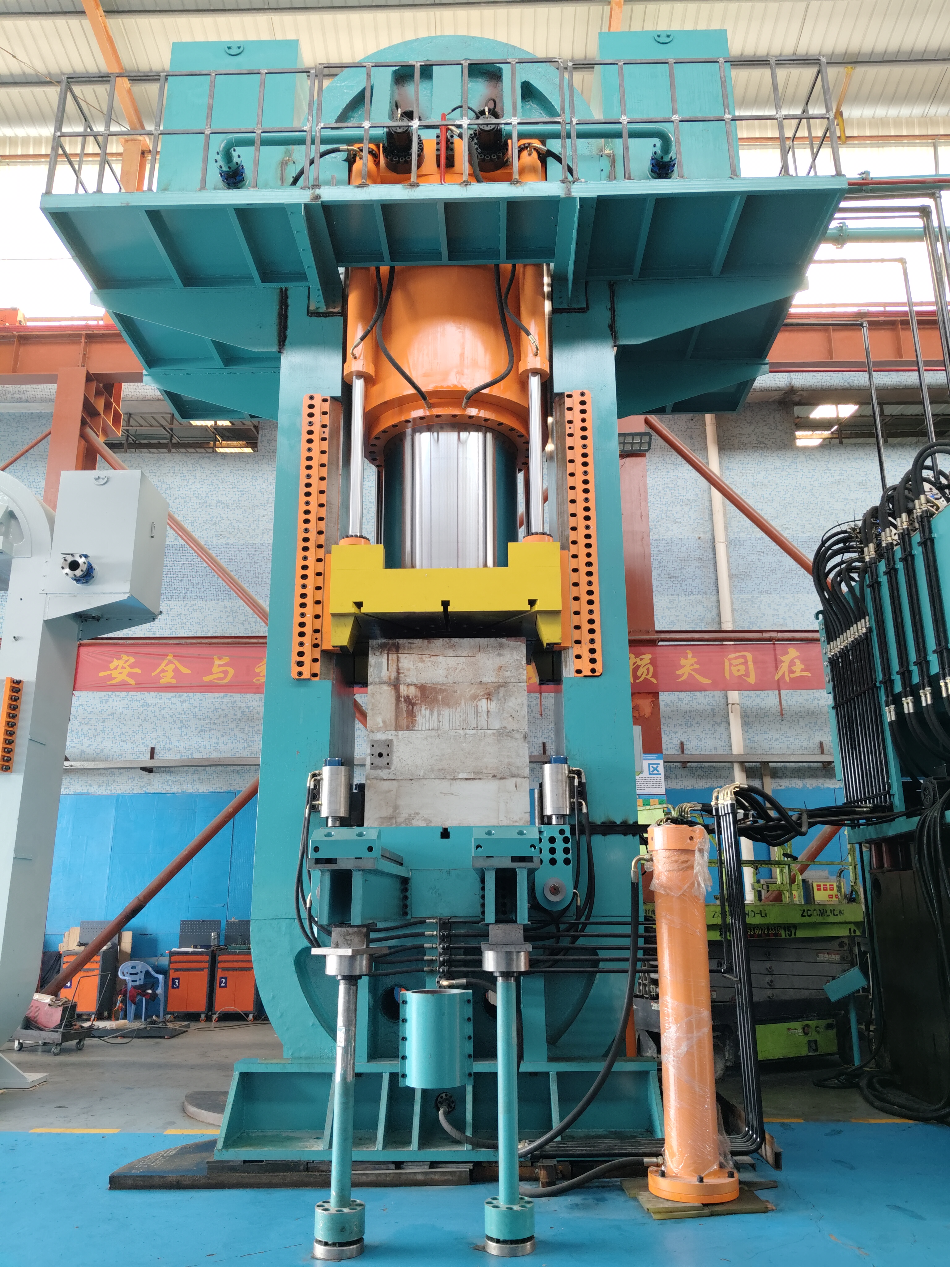 WDR19-10000DS超高压伺服精密数控冷热锻液压机